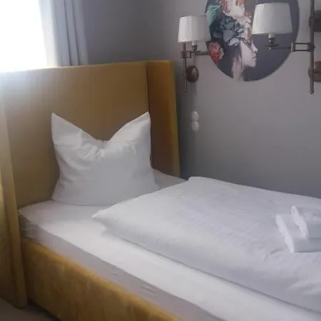 Landgasthof Adler Hotel *